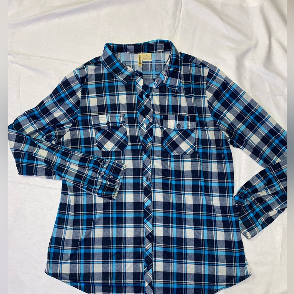Lightly loved, women’s flannel, lightweight, size XL